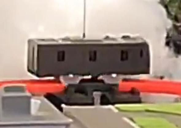 プラレールを利用した飛行機のジオラマ