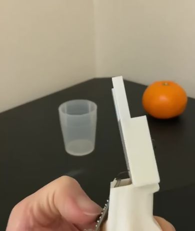 Raspberry Pi AI Cameraで作った物体認識スカウターの側面