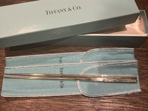 大掃除で数十年ぶりに発掘したティファニーの箸