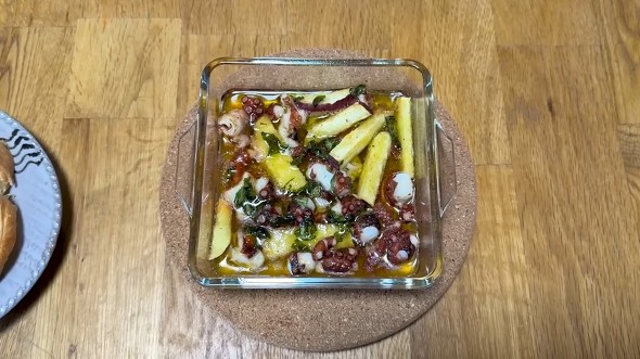 妻と夜の潮干狩りに行ったら大物