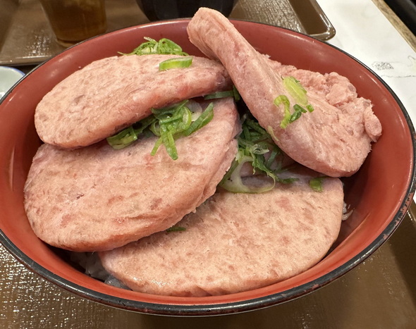 まぐろたたき丼