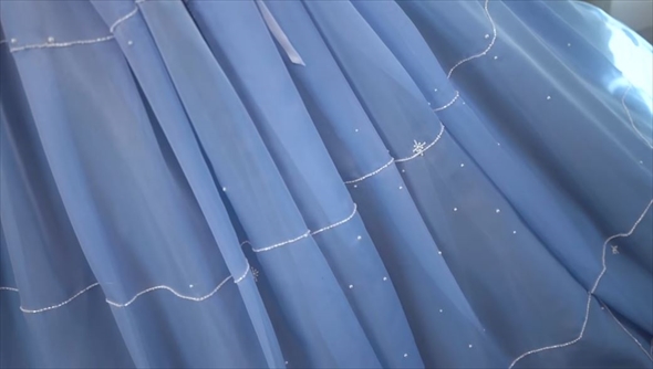 100時間かけた夜空のドレス