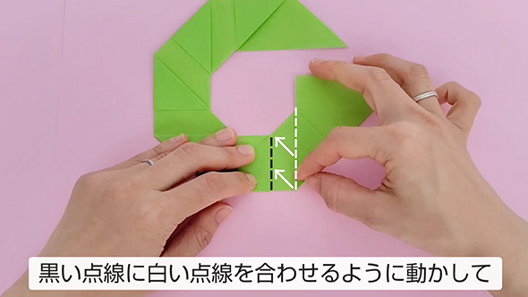 簡単かわいいへびリースの作り方