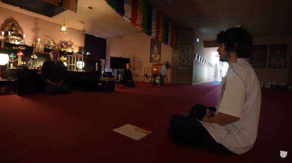 日本で僧侶の修行を体験する