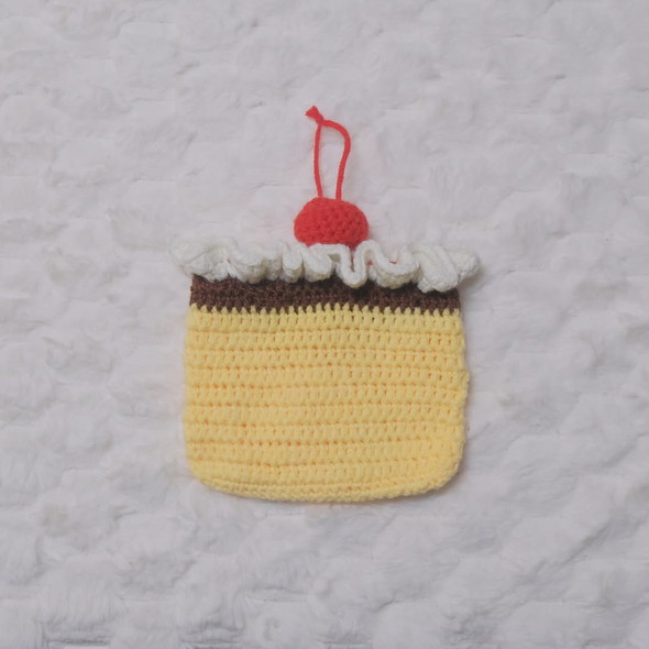プリンモチーフの編み物巾着