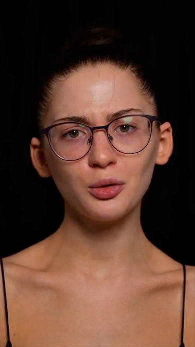 すっぴん眼鏡女子がクールなB-Girlに大変身