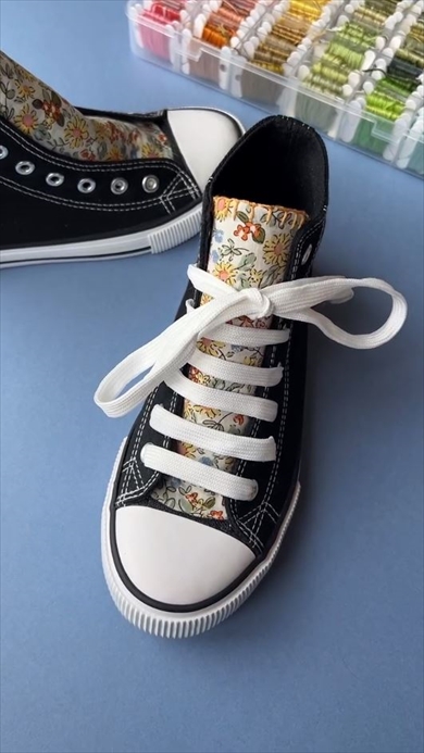 スニーカーに“ちょい足し”で印象大激変！