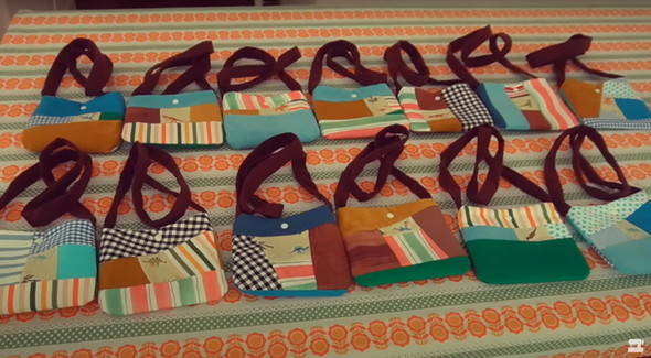 はぎれ山から24個のバッグを作る