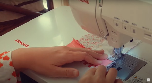 はぎれ山から24個のバッグを作る