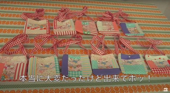 はぎれ山から24個のバッグを作る