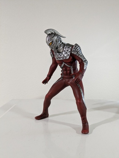 石粉粘土で作ったウルトラセブンXフィギュアの左側