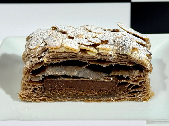  ミスタードーナツ ピエールマルコリーニ ミスド チョコ バレンタイン 期間限定 コラボ