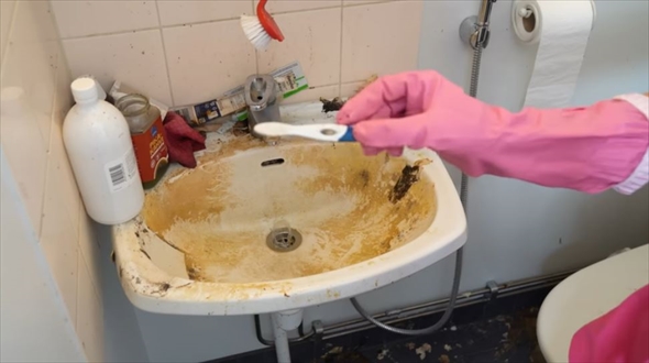 たった1年で……夫妻の汚部屋を掃除の女王が大掃除