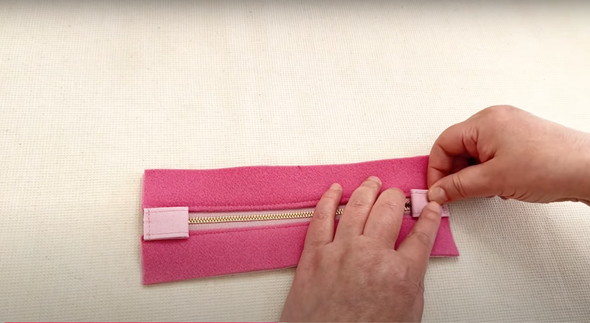 ウールのハギレでポーチ作り