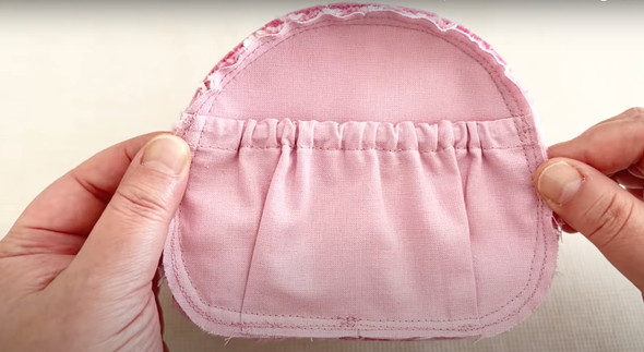 ウールのハギレでポーチ作り