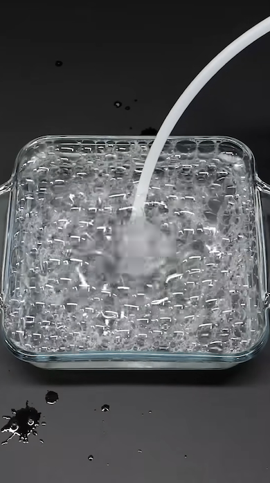 爆発する泡を作る