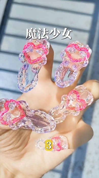 夫が作る超立体ネイルがすんごい