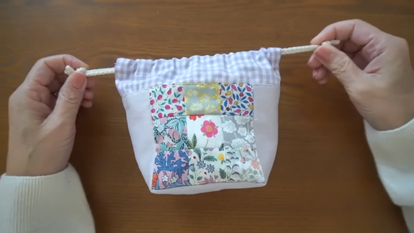 布 小物 ハギレ 活用 パッチワーク 巾着 作り方