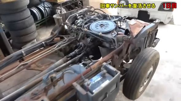 軽トラックタイプのサンバーからエンジンを入手