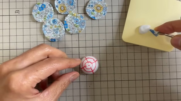 ハギレで作る花のブローチの解説