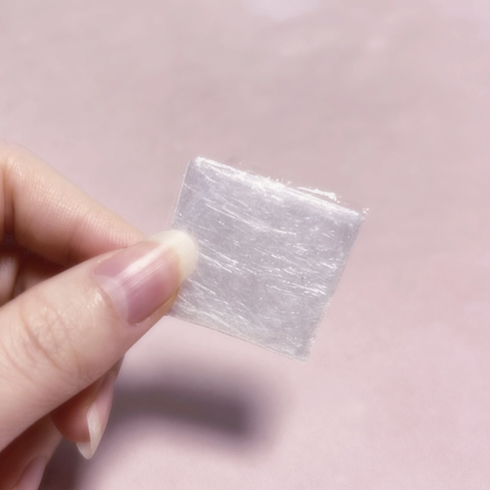 折り畳まれたラップ