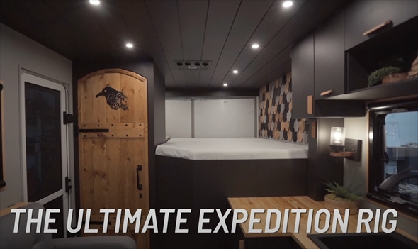 BOXトラックを冒険用車両に改造