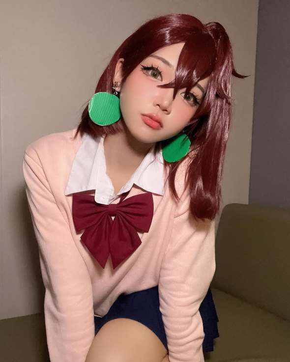 『ダンダダン』綾瀬桃のコスプレ