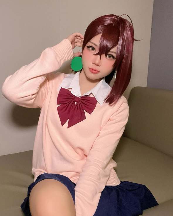 『ダンダダン』綾瀬桃のコスプレ