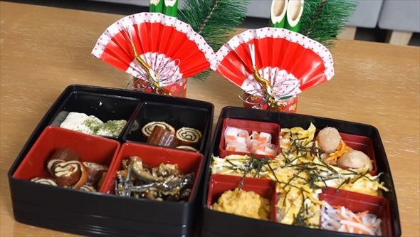 サンシャイン池崎のコンビニ材料で作ったおせち