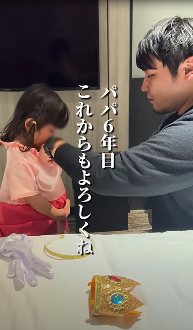 パパが娘にピーチ姫のドレスを作った