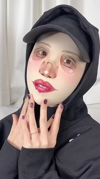 タイツの上からメイク03