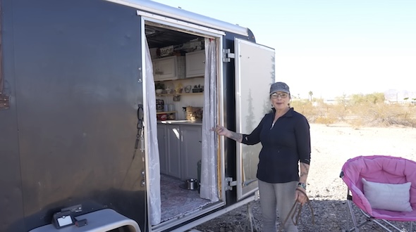 ジャージーさんのトレーラーハウス