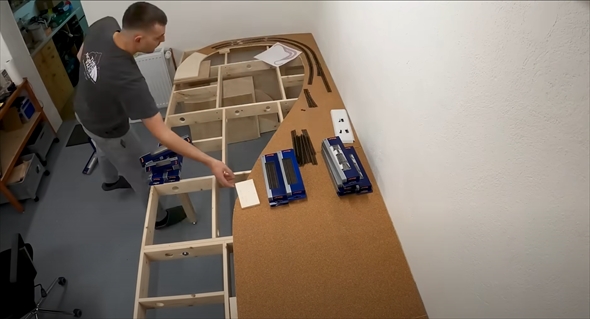 3年越えの大作鉄道模型