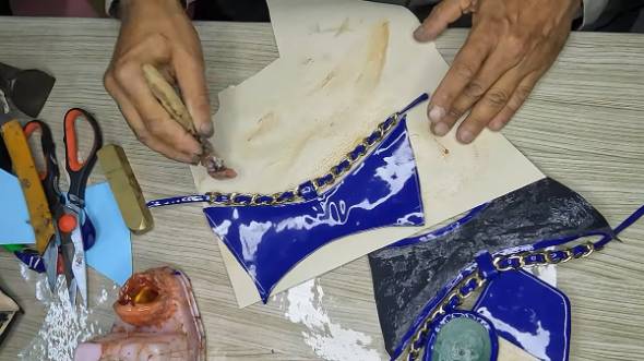 古いサンダルを新しくリメイク