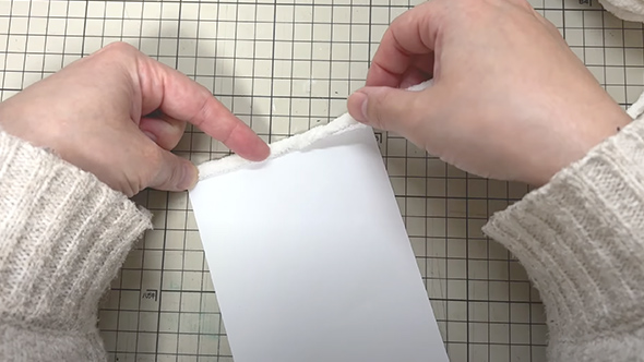 100均のもこもこ毛糸で作るミニチュアラグ