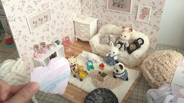 100均のもこもこ毛糸で作るミニチュアラグ