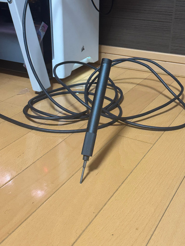 賃貸生活 2日目 落ちた ドライバー 床に刺さる 終わった 悲劇