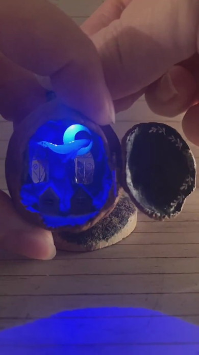 クルミを使ったミニチュア作品