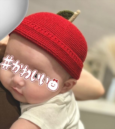 西松屋で見つけた赤ちゃん用りんごの帽子がかわいい