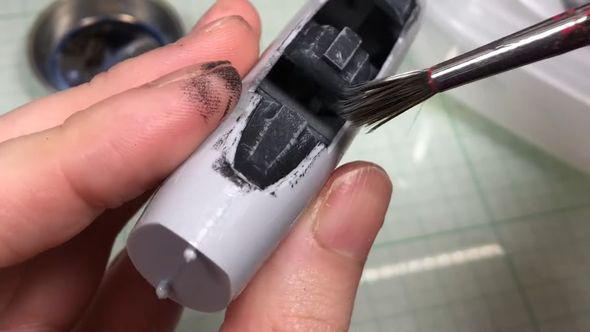 F-14トムキャットのコックピットを塗装