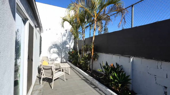 アメリカ ロサンゼルス 築70年 家 庭 リフォーム DIY ビフォーアフター