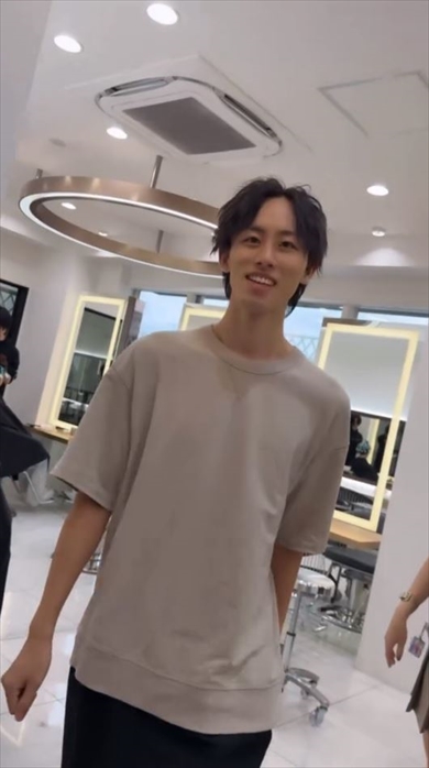 彼氏の誕生日に初の美容院で大イメチェンのプレゼント→彼女大歓喜