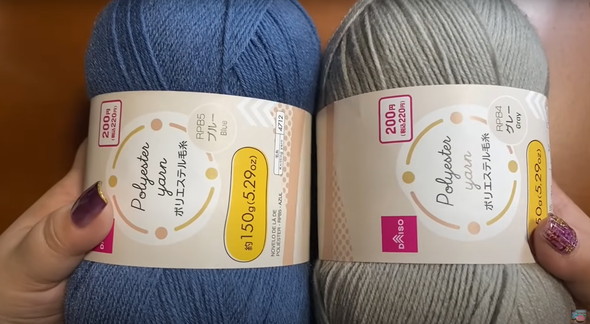 カーディガンを編む