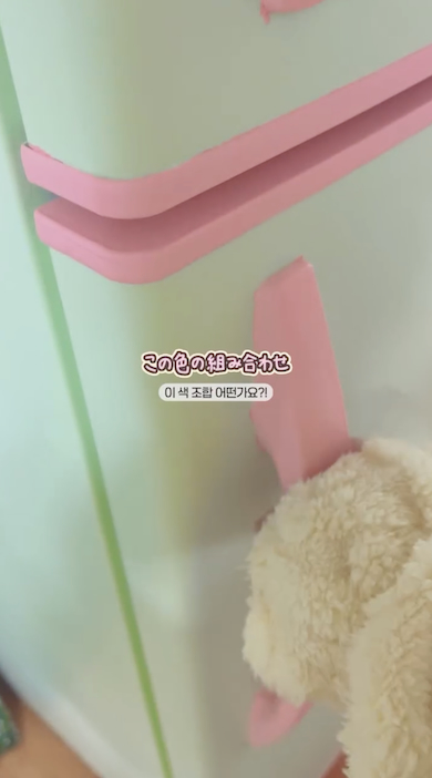 冷蔵庫のリメイク塗装