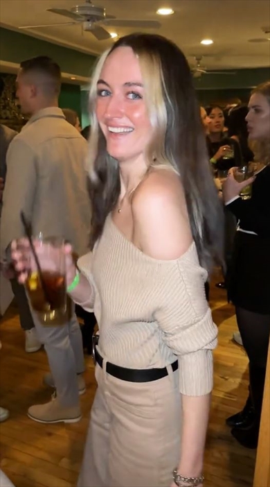 卒アルの高校生たち→10年後の同窓会で立派な姿に！