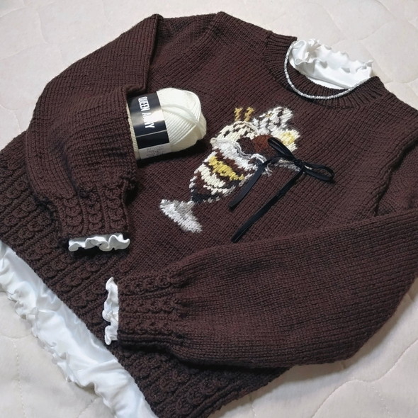 チョコレートパフェのセーター
