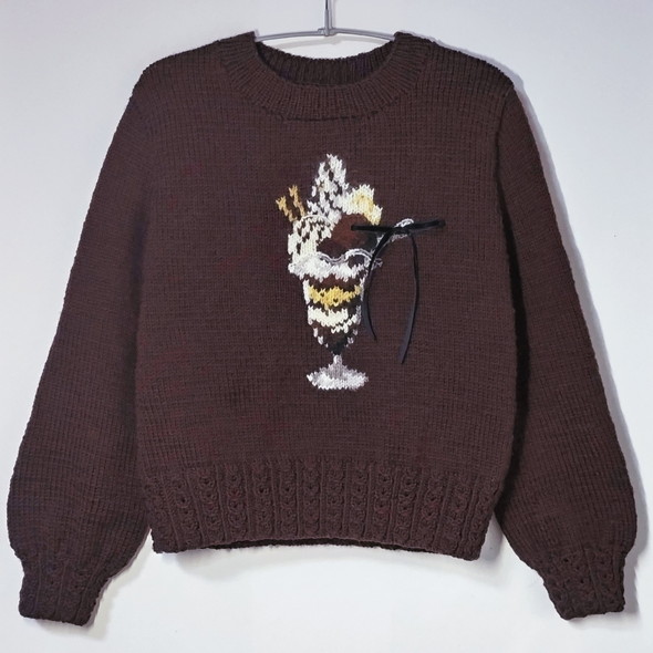 チョコレートパフェのセーター