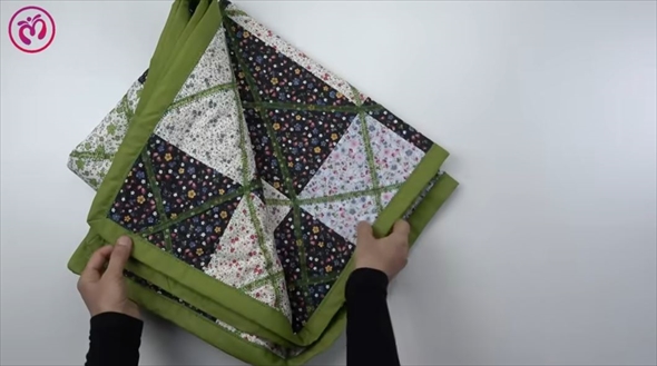 古いバスタオルと端切れで作るマット