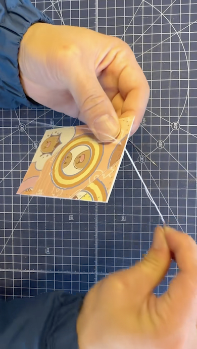 周囲を縫い付ける