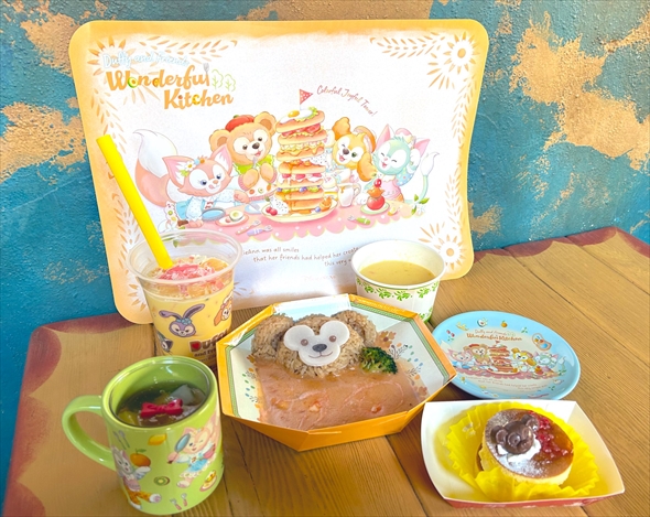 スーベニアランチョンマットを無印のラップケースで持ち帰るアイデア